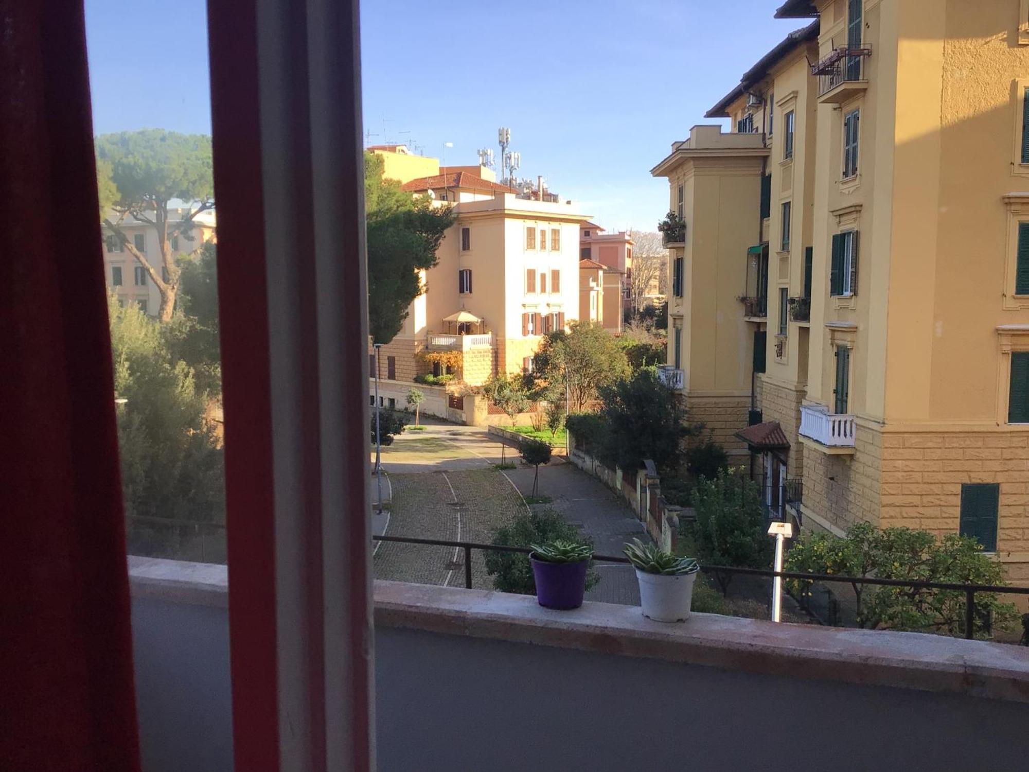 In The Garden, Rome